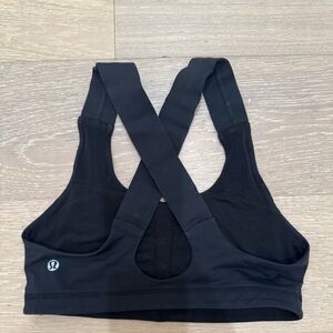 Lululemon crossed sports bra